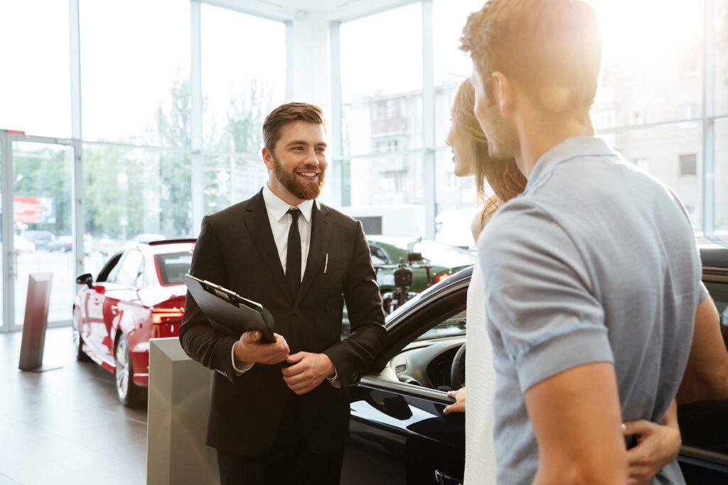 Quanto guadagna un venditore di auto?